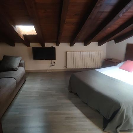 Hotel Papamoscas La Hiruela Eksteriør billede