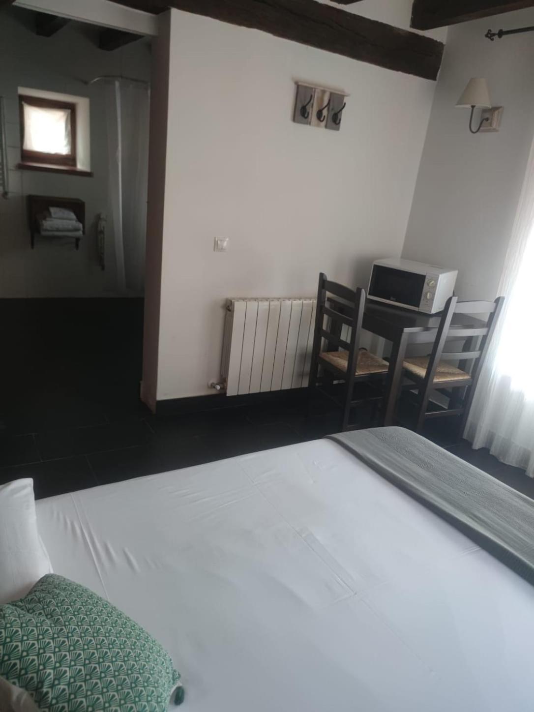 Hotel Papamoscas La Hiruela Eksteriør billede