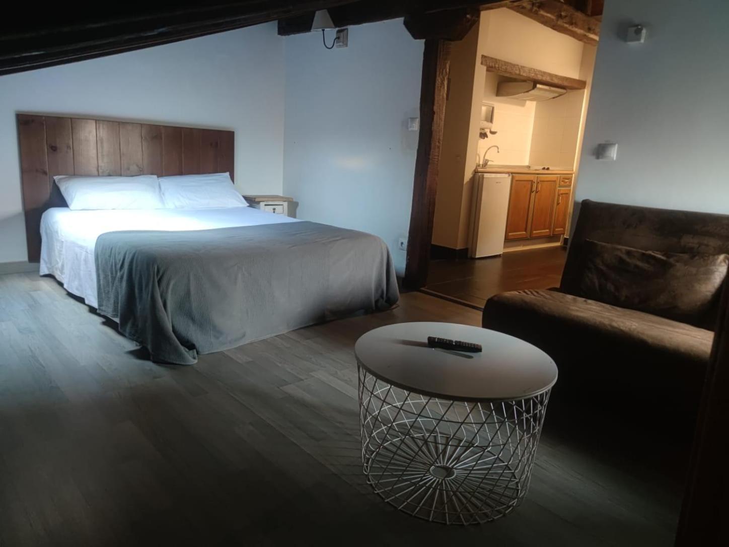 Hotel Papamoscas La Hiruela Eksteriør billede